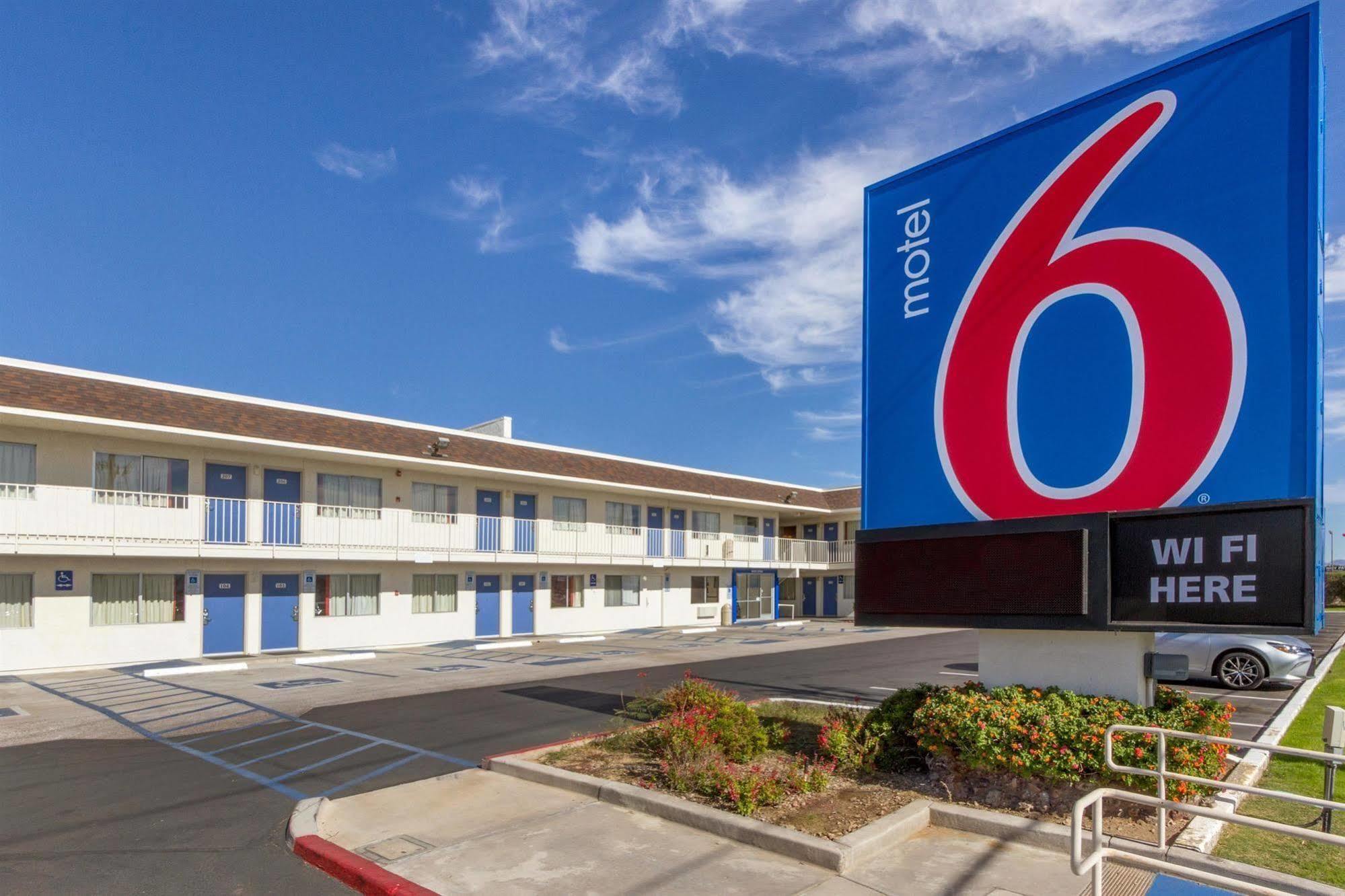 Motel 6-Phoenix, Az - North Bell Road エクステリア 写真