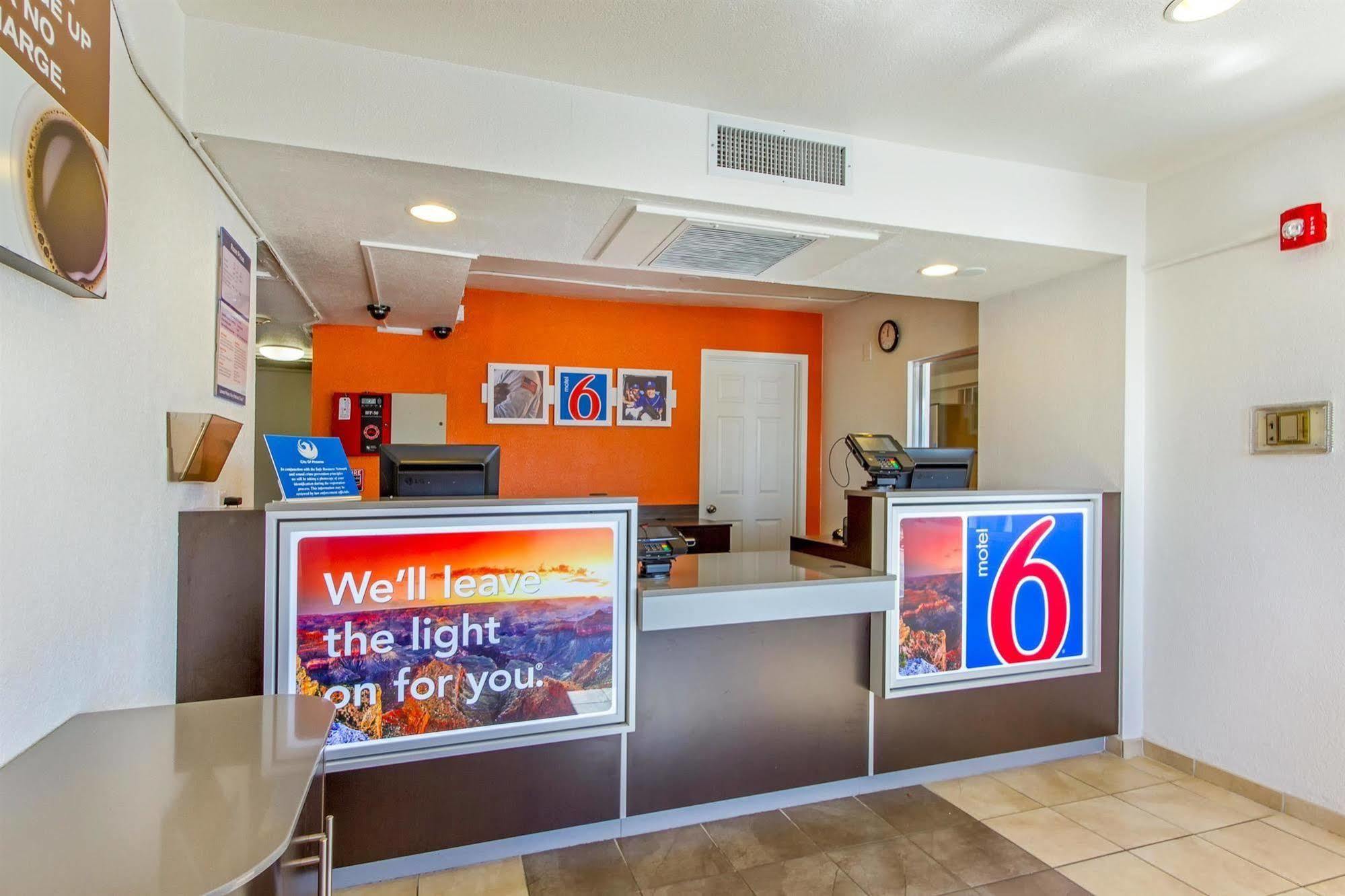 Motel 6-Phoenix, Az - North Bell Road エクステリア 写真